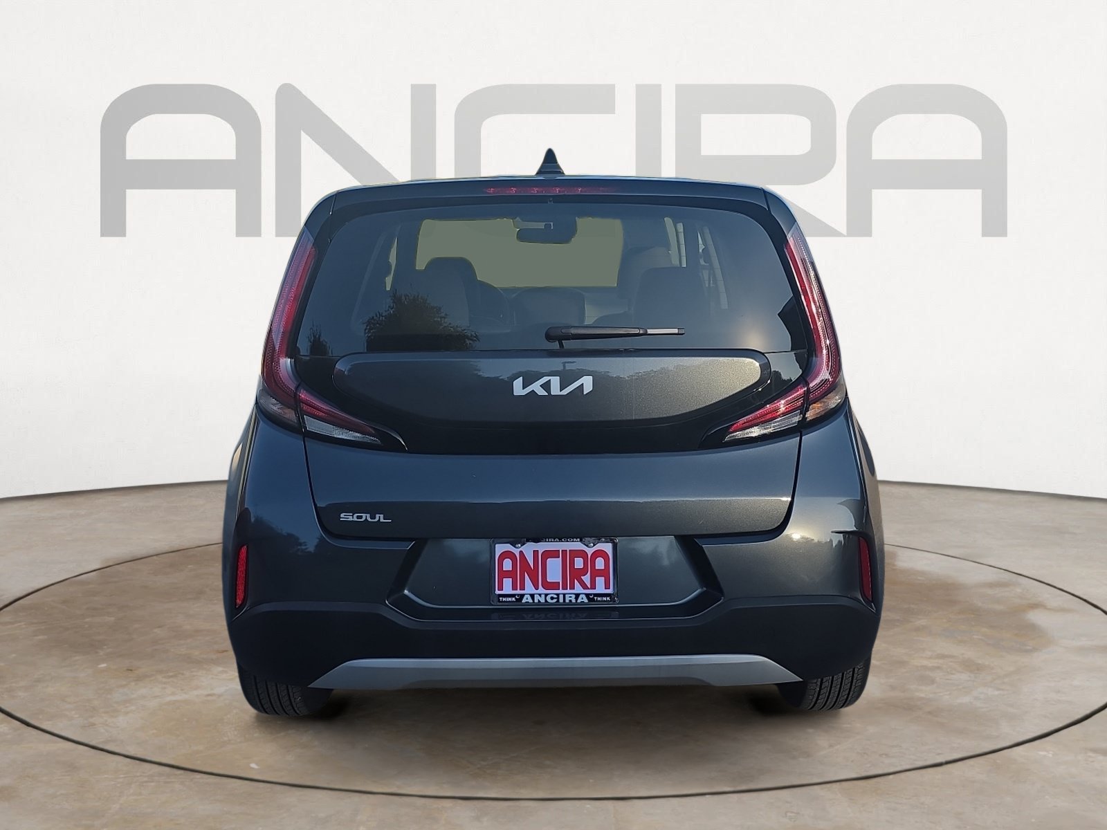 Used 2025 Kia Soul LX w/ LX Technology Package FWD image 7
