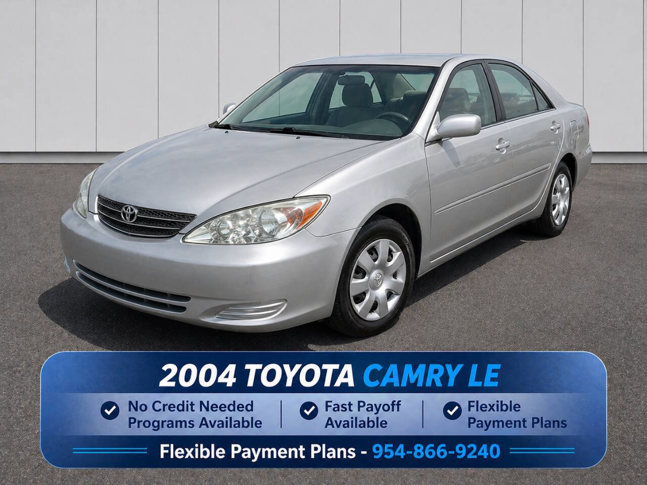 Used 2004 Toyota Camry LE FWD image 1