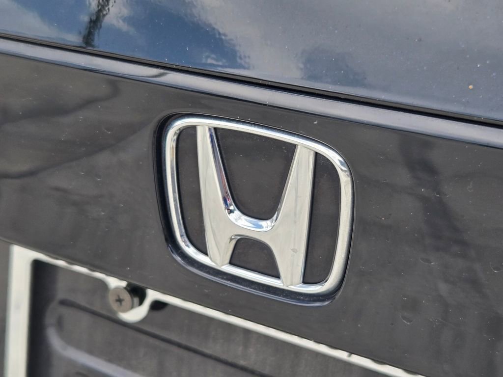 Used 2023 Honda Accord EX image 11