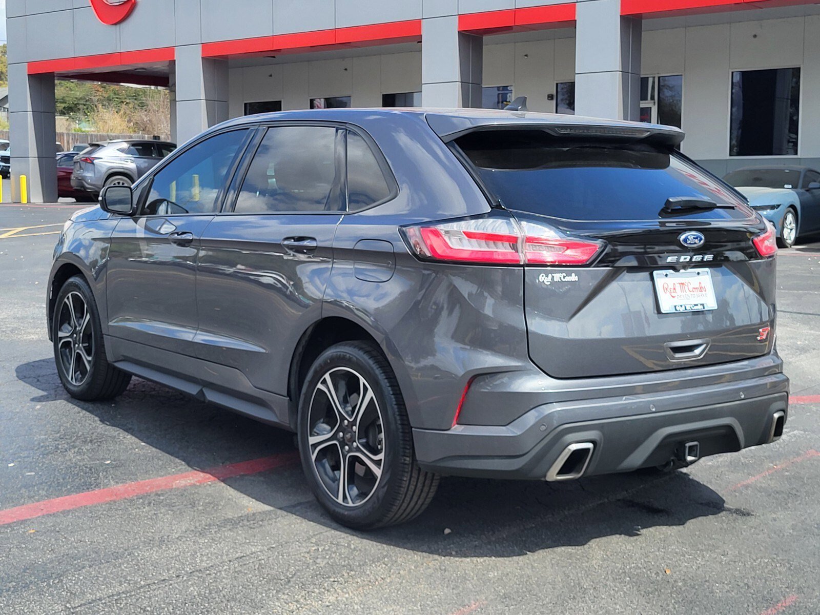 Certified 2022 Ford Edge ST image 6