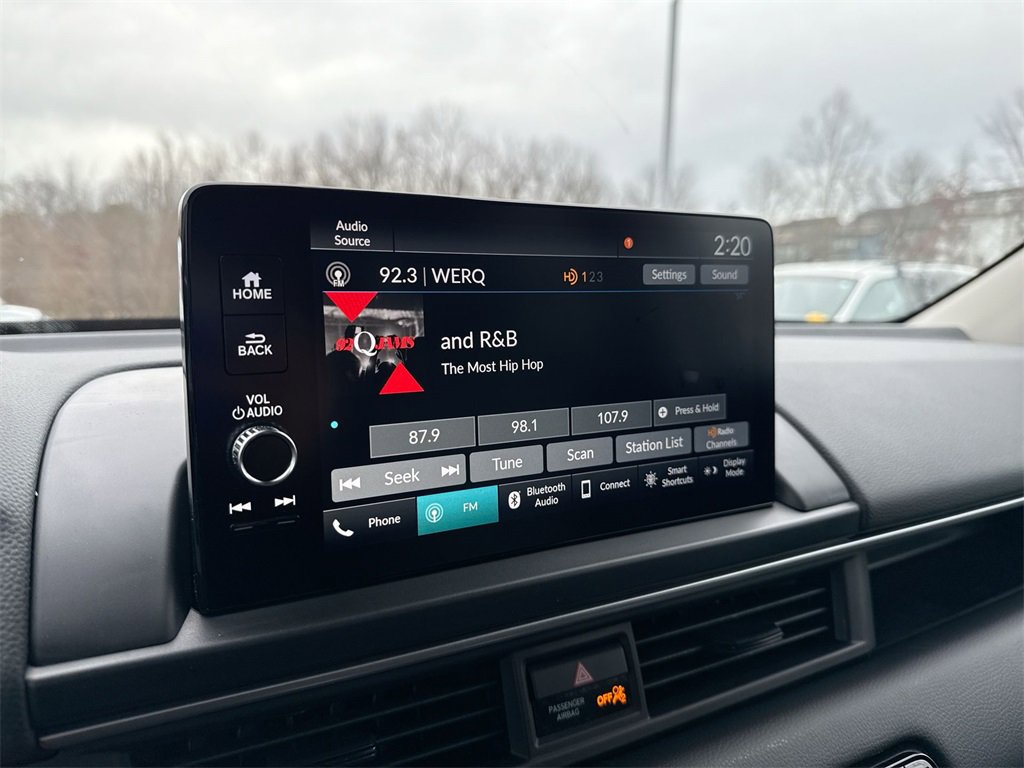 New 2025 Honda Pilot EX-L image 12