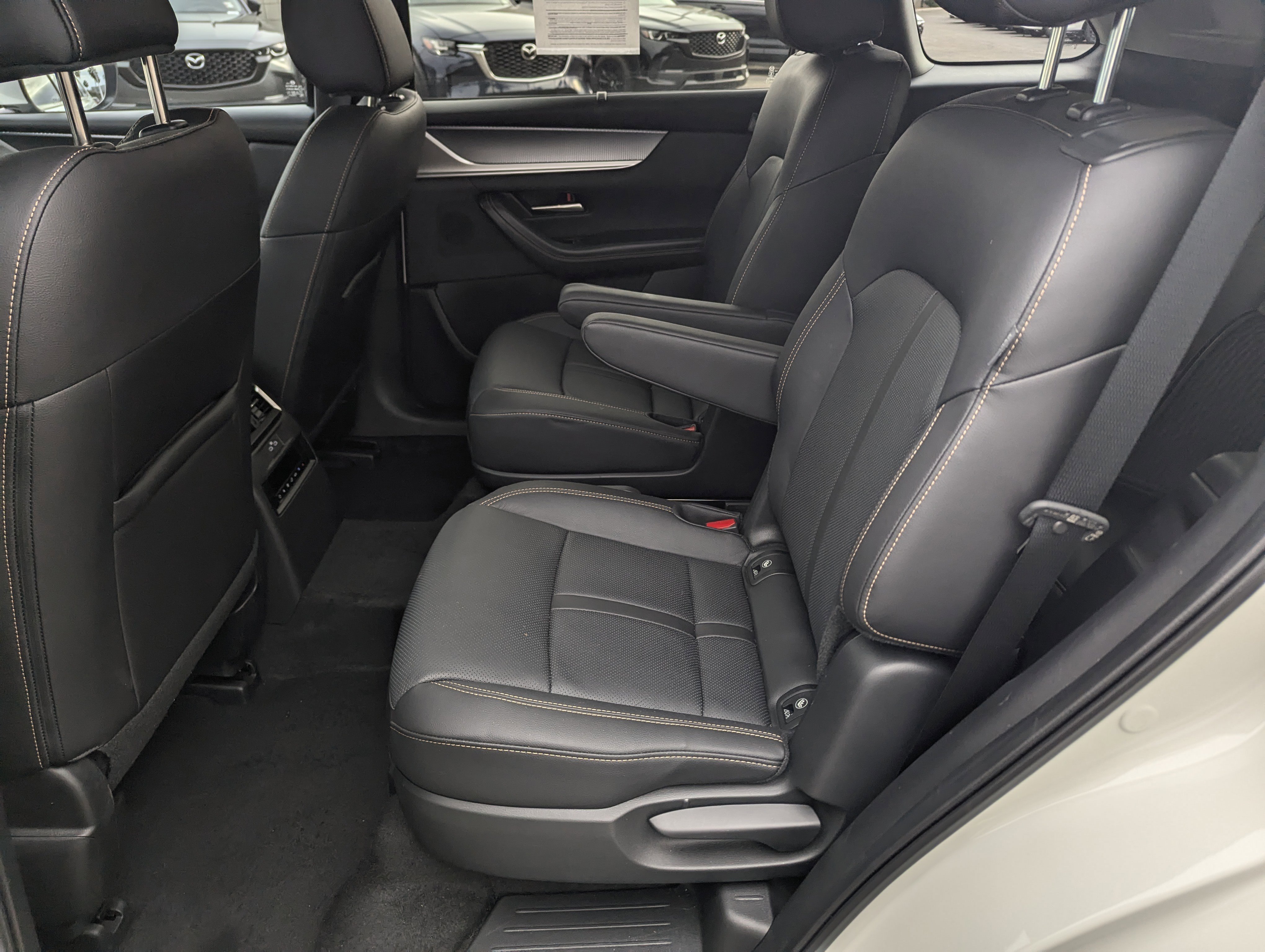 Certified 2025 MAZDA CX-90 Plug-In Hybrid w/ Preferred image 9