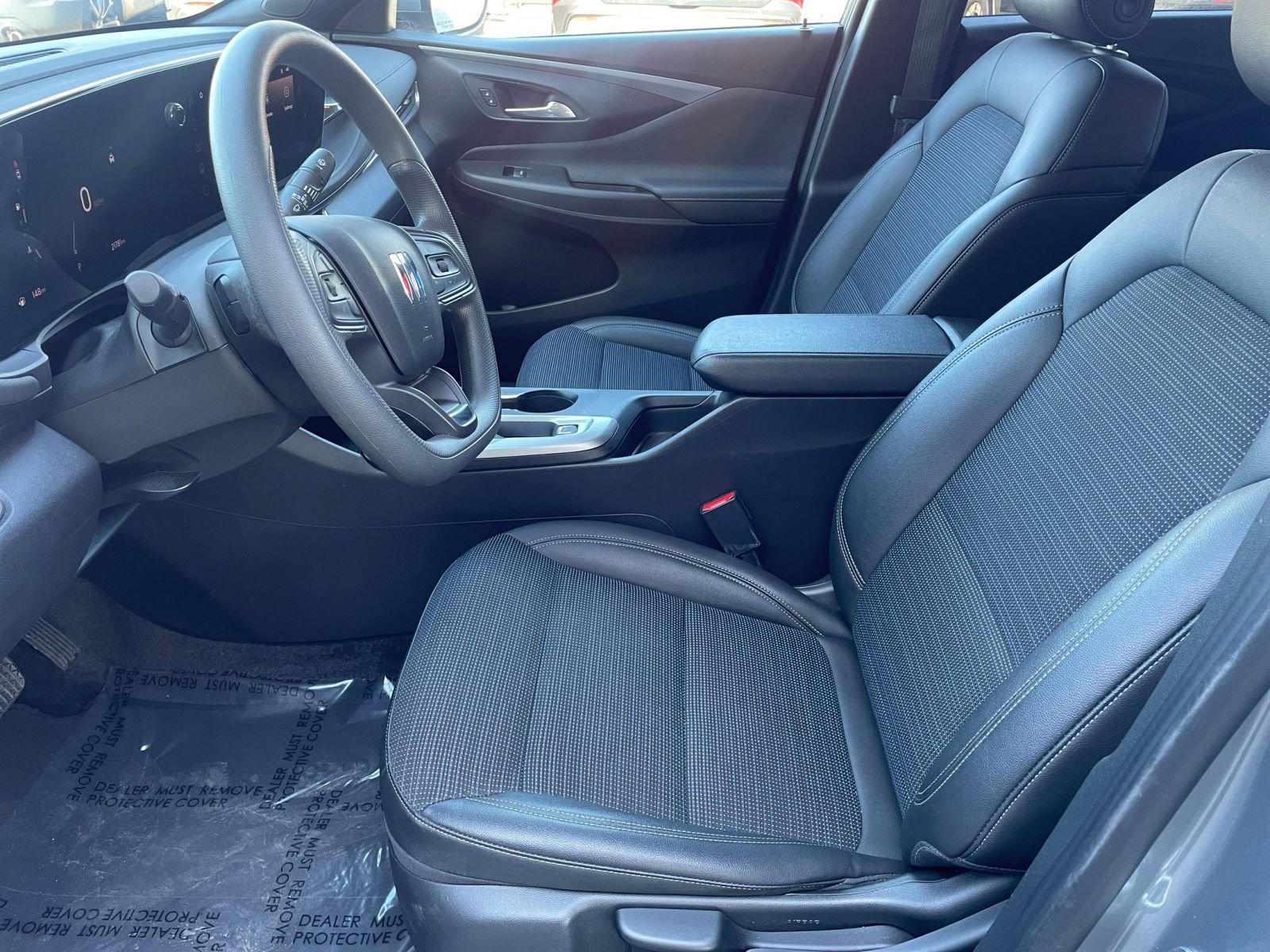 Used 2025 Buick Envista Preferred FWD image 25