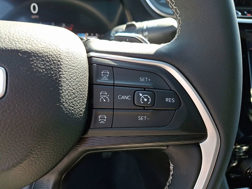 Certified 2024 Jeep Grand Cherokee Altitude AWD/4WD image 22