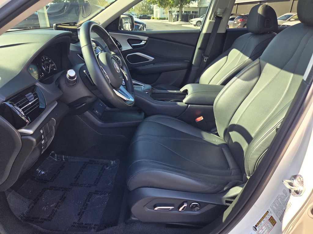 Used 2024 Acura RDX SH-AWD image 3