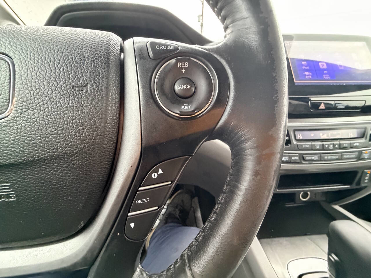 Used 2017 Honda Pilot EX-L image 57