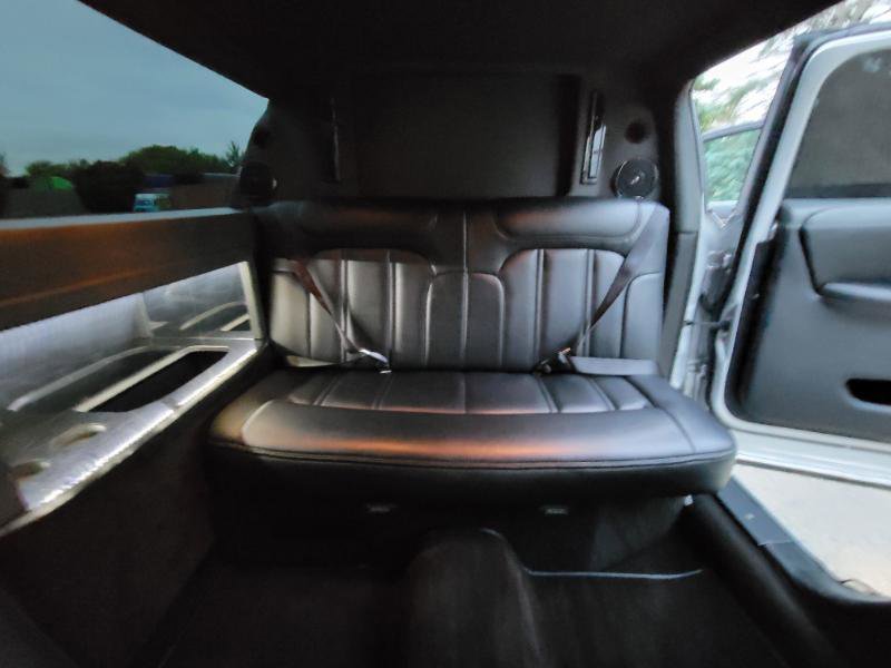 Used 2013 Lincoln MKT Limo AWD image 51