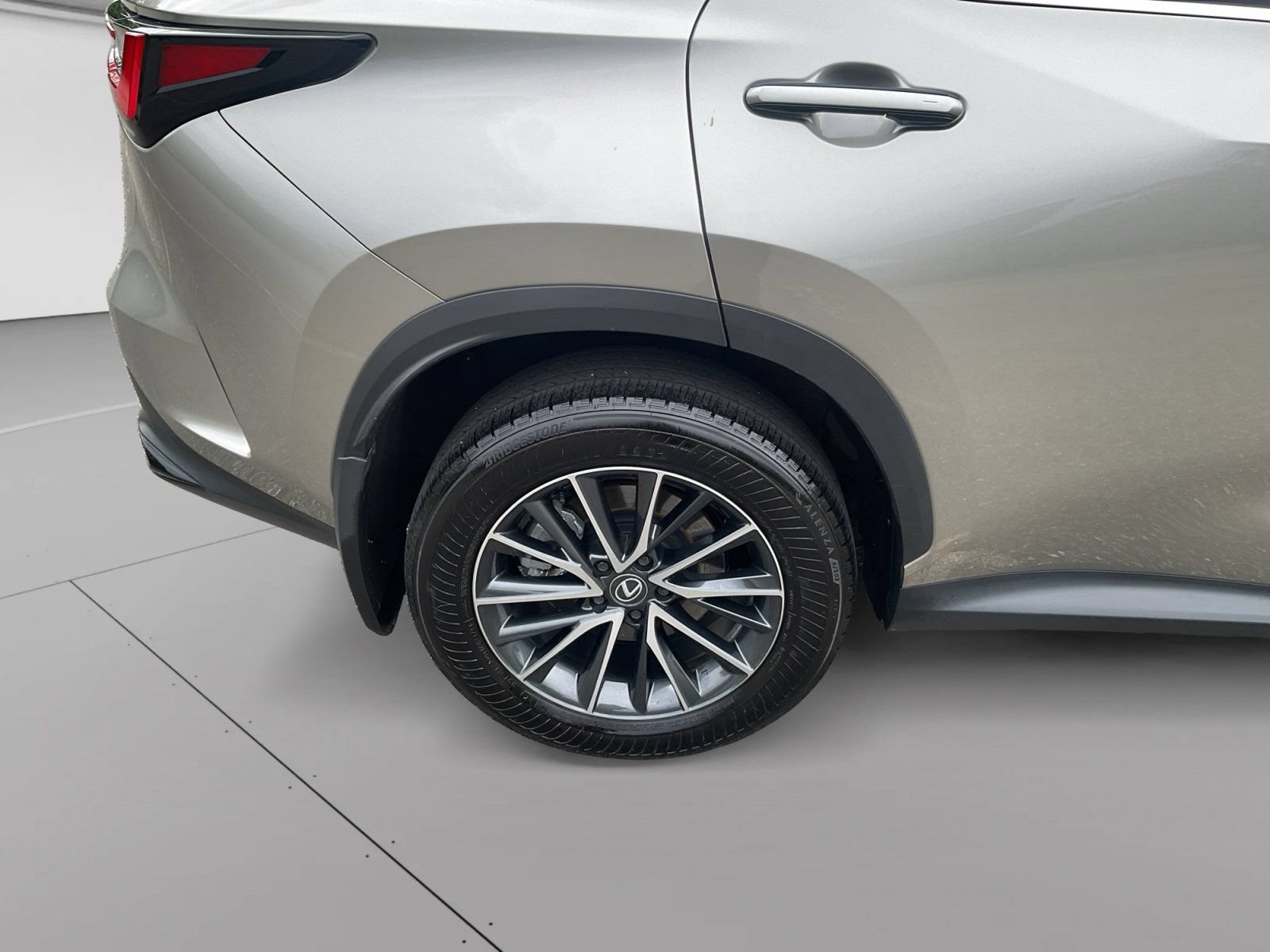 Used 2024 Lexus NX 350 AWD image 5