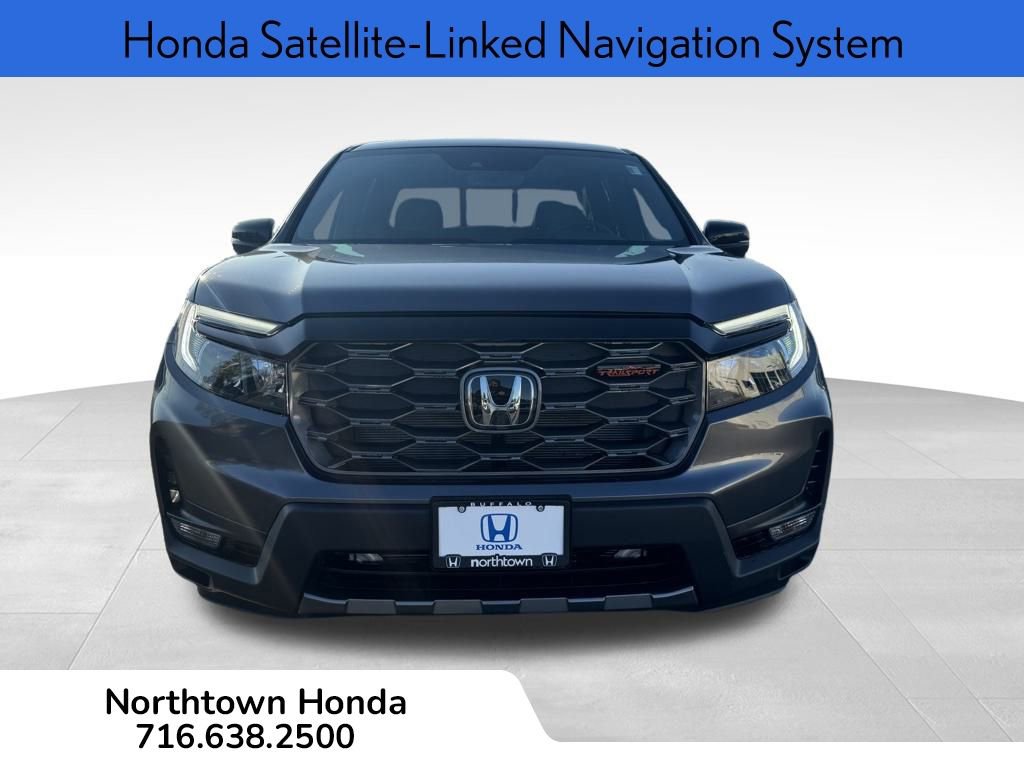 Used 2025 Honda Ridgeline TrailSport image 3