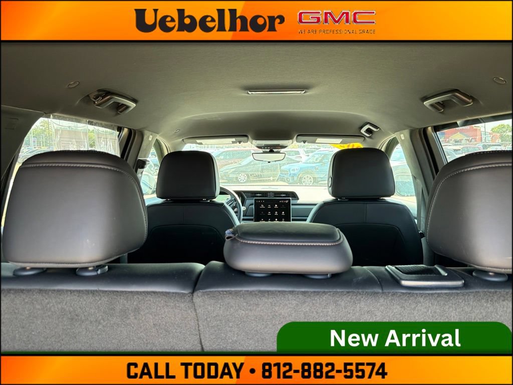 Used 2026 GMC Terrain AT4 w/ Technology Package II AWD/4WD image 10