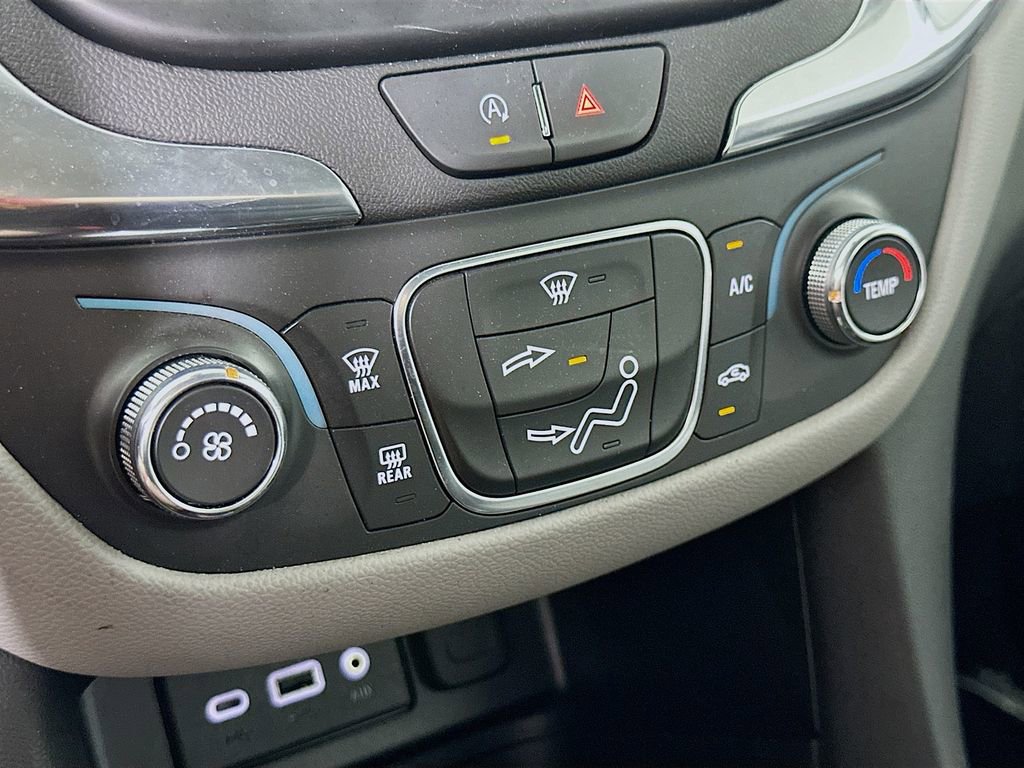Used 2024 Chevrolet Equinox LS FWD image 27