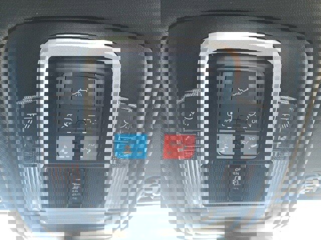 New 2026 RAM 1500 4x4 Crew Cab image 9