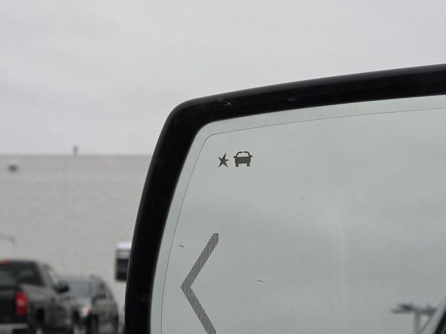 Used 2018 Chevrolet Suburban LT w/ LT Signature Package image 14