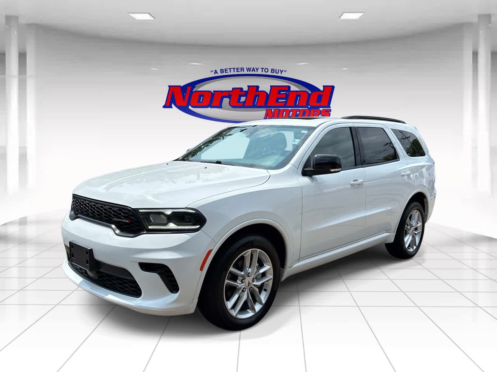 Used 2024 Dodge Durango GT AWD/4WD image 3
