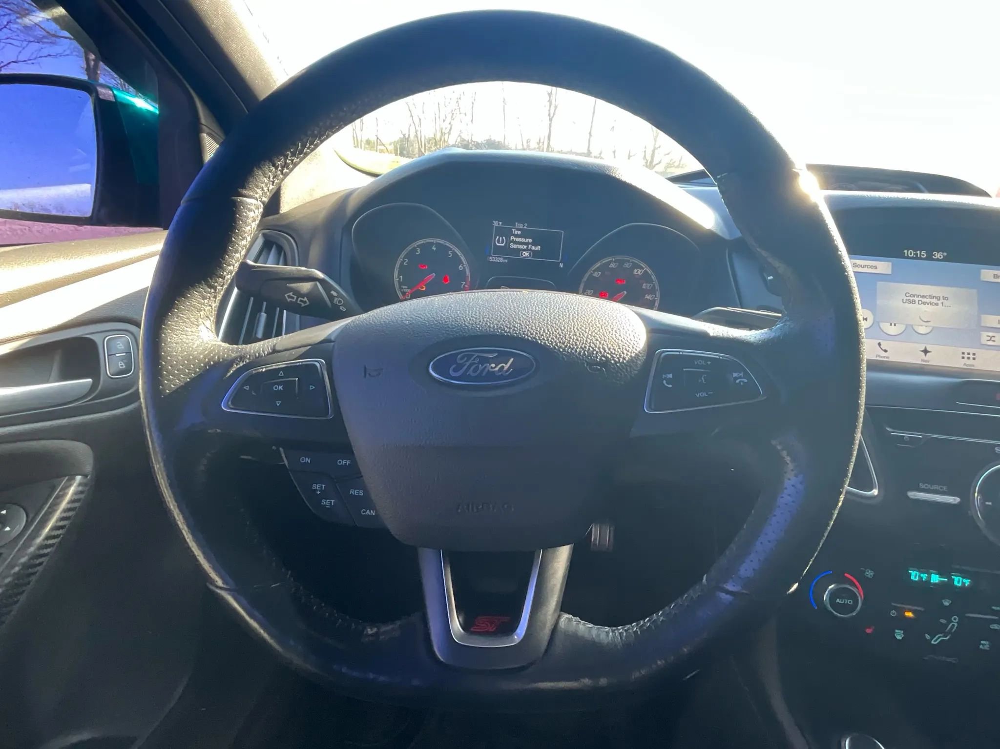 Used 2017 Ford Focus ST image 32