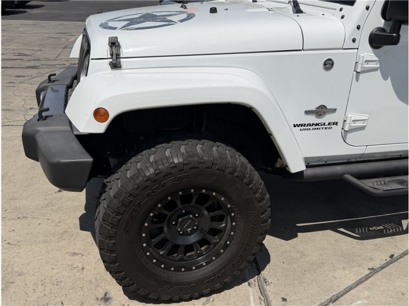 Used 2015 Jeep Wrangler Unlimited Sport AWD/4WD image 11