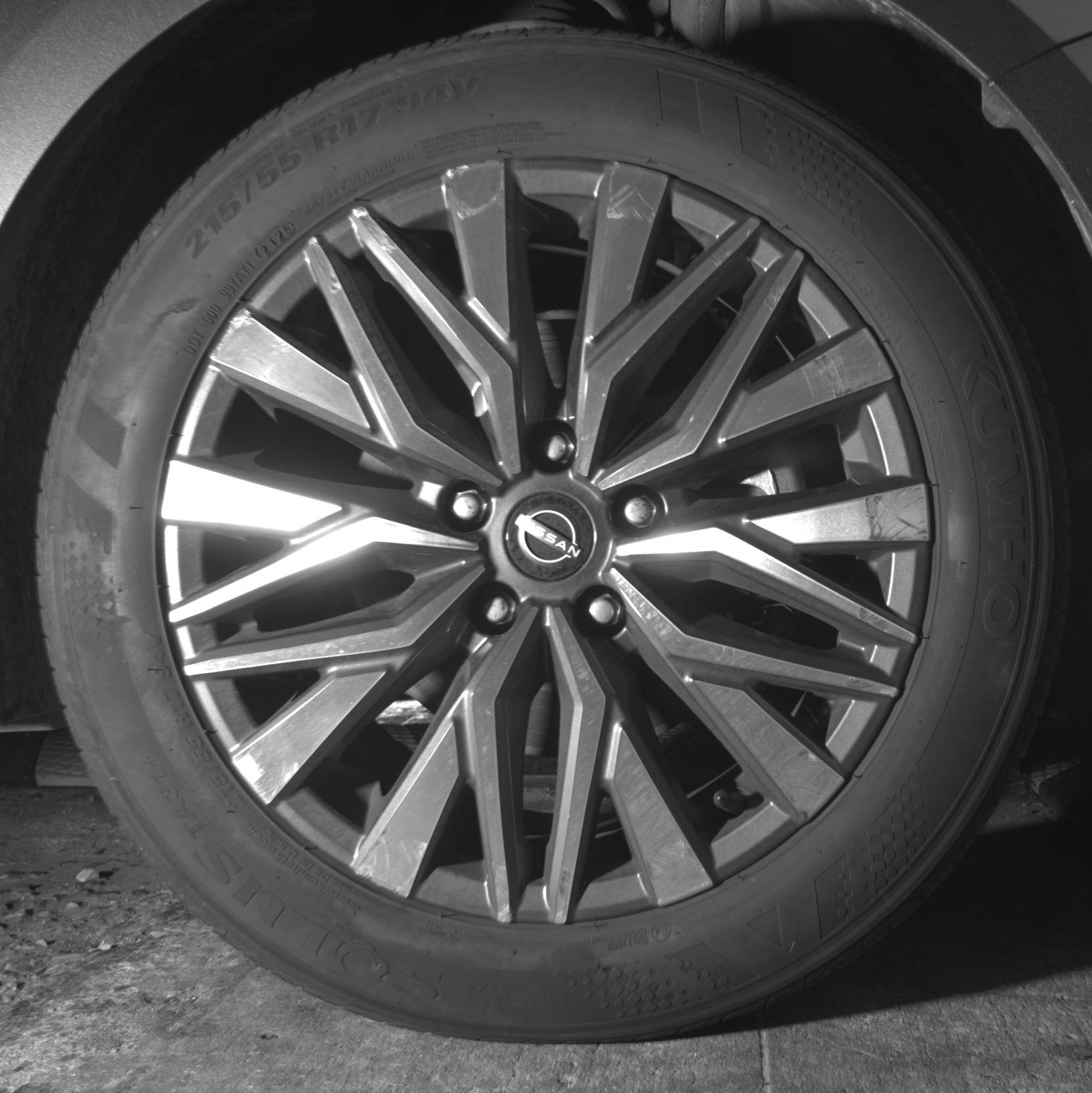 Used 2025 Nissan Altima 2.5 SV FWD image 13