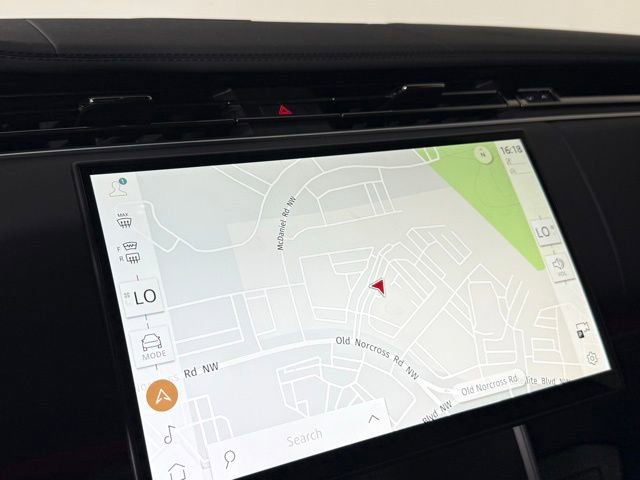 New 2025 Land Rover Range Rover SE image 17