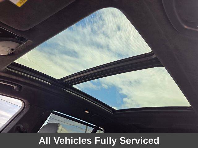 Used 2025 BMW X7 xDrive40i w/ Executive Package image 19