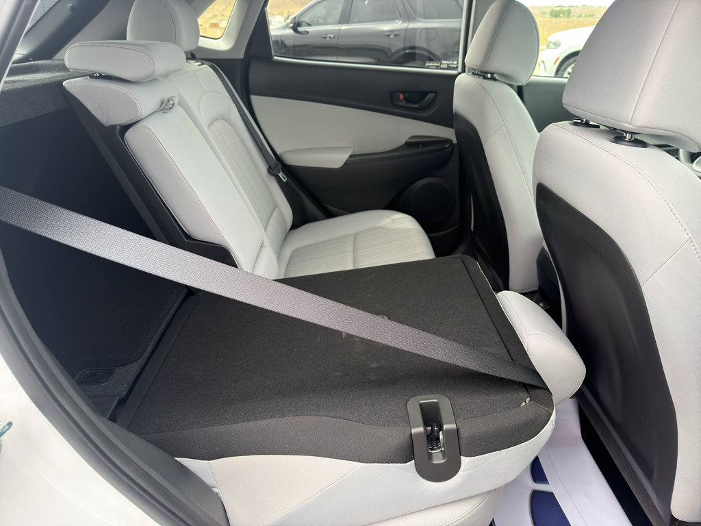 Used 2023 Hyundai Kona SEL AWD/4WD image 12