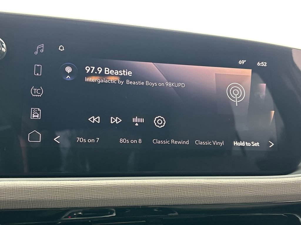 Used 2025 Buick Envista Avenir image 13