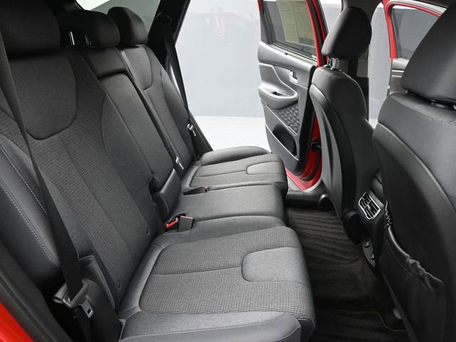 Used 2022 Hyundai Santa Fe SEL w/ Convenience Package image 25