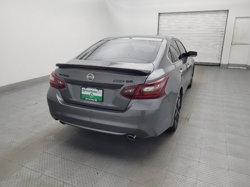 Used 2018 Nissan Altima 2.5 SR w/ SR Midnight Edition FWD image 7