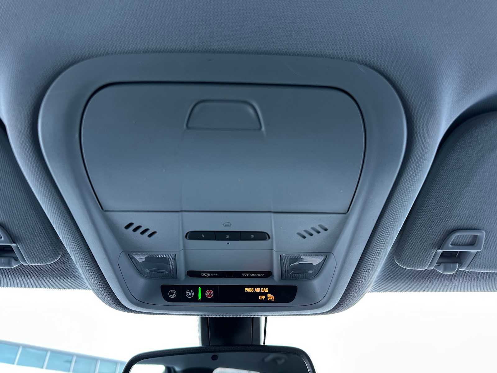 Used 2020 Chevrolet Blazer LT image 29