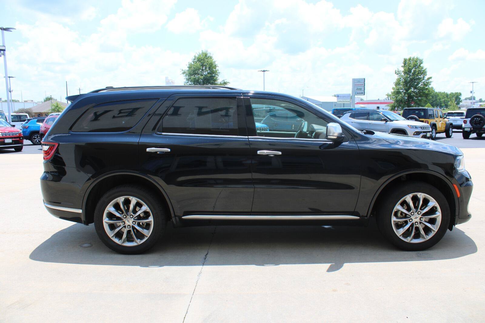Used 2023 Dodge Durango Citadel AWD/4WD image 6