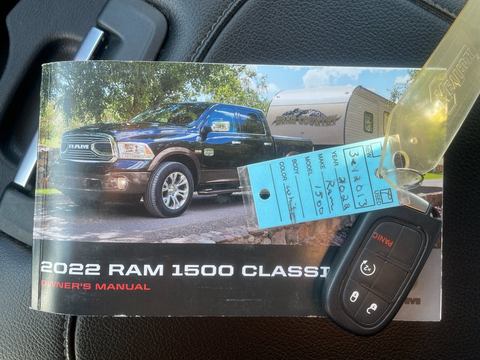 Used 2022 RAM 1500 Classic SLT w/ Electronics Convenience Group image 10