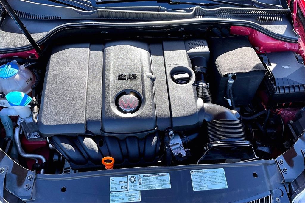 Used 2012 Volkswagen Golf 2-Door image 31