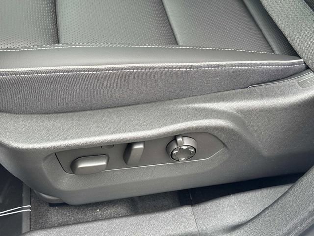 New 2026 Buick Envision Avenir image 26