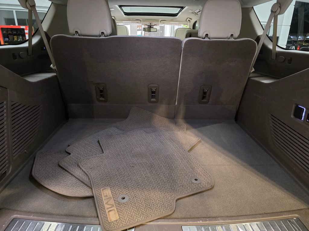 Used 2022 GMC Yukon XL Denali image 44