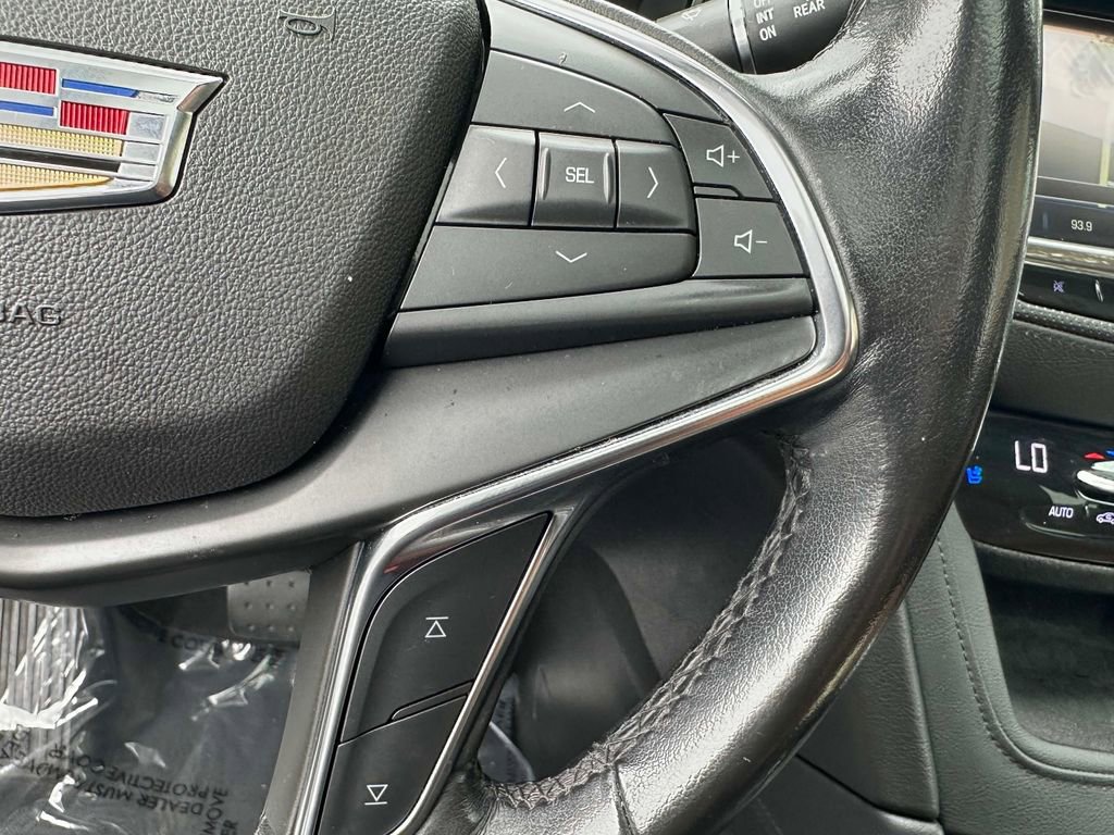 Used 2019 Cadillac XT5 Luxury image 32