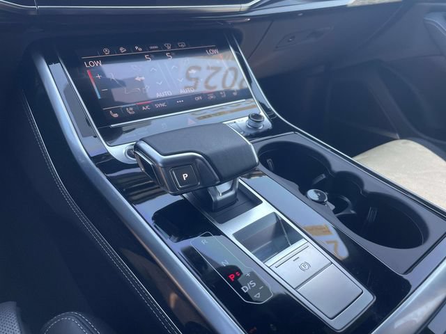 Certified 2025 Audi Q8 Prestige w/ Prestige Package AWD/4WD image 30