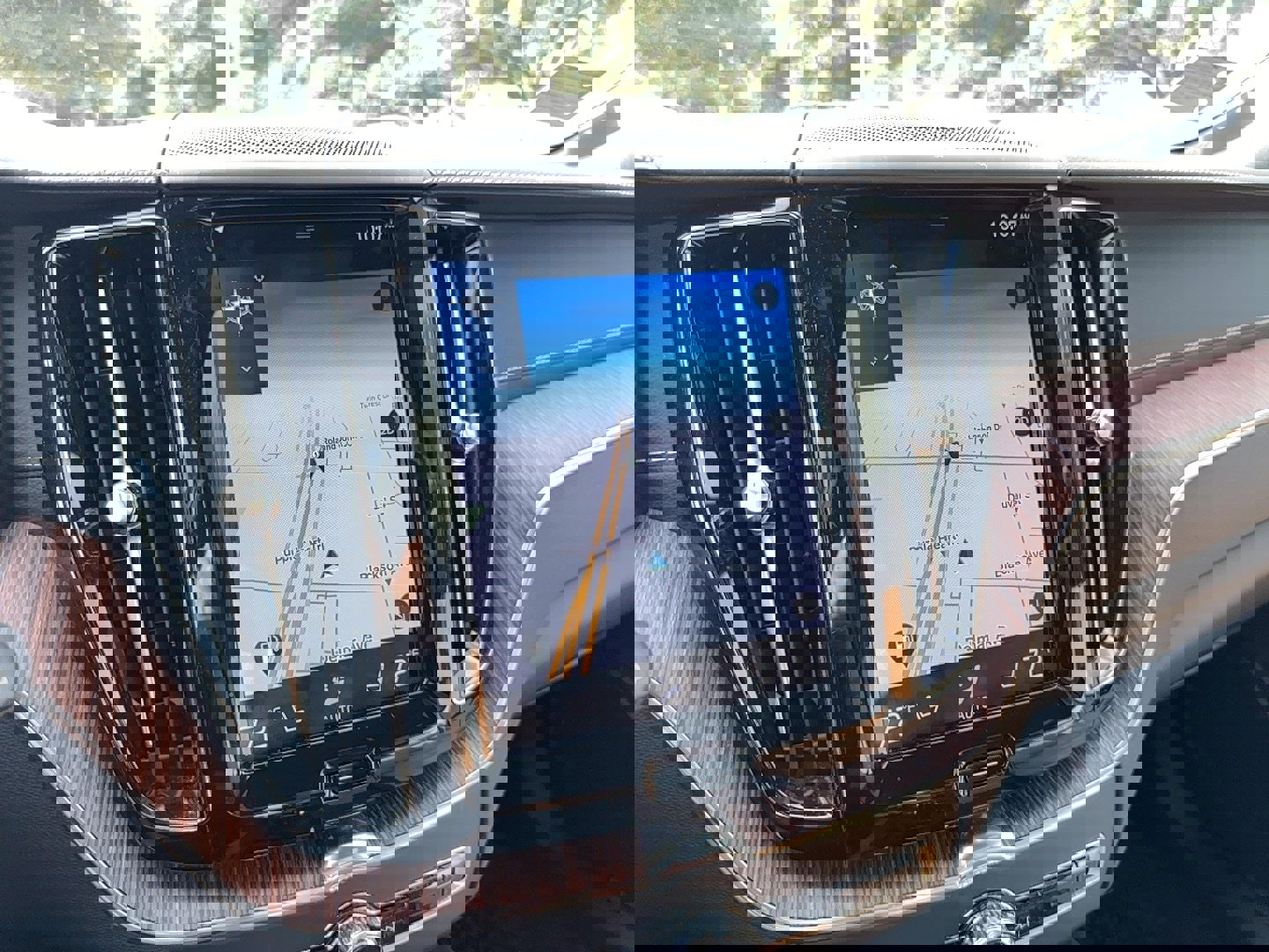 Used 2020 Volvo XC60 T5 Inscription image 18