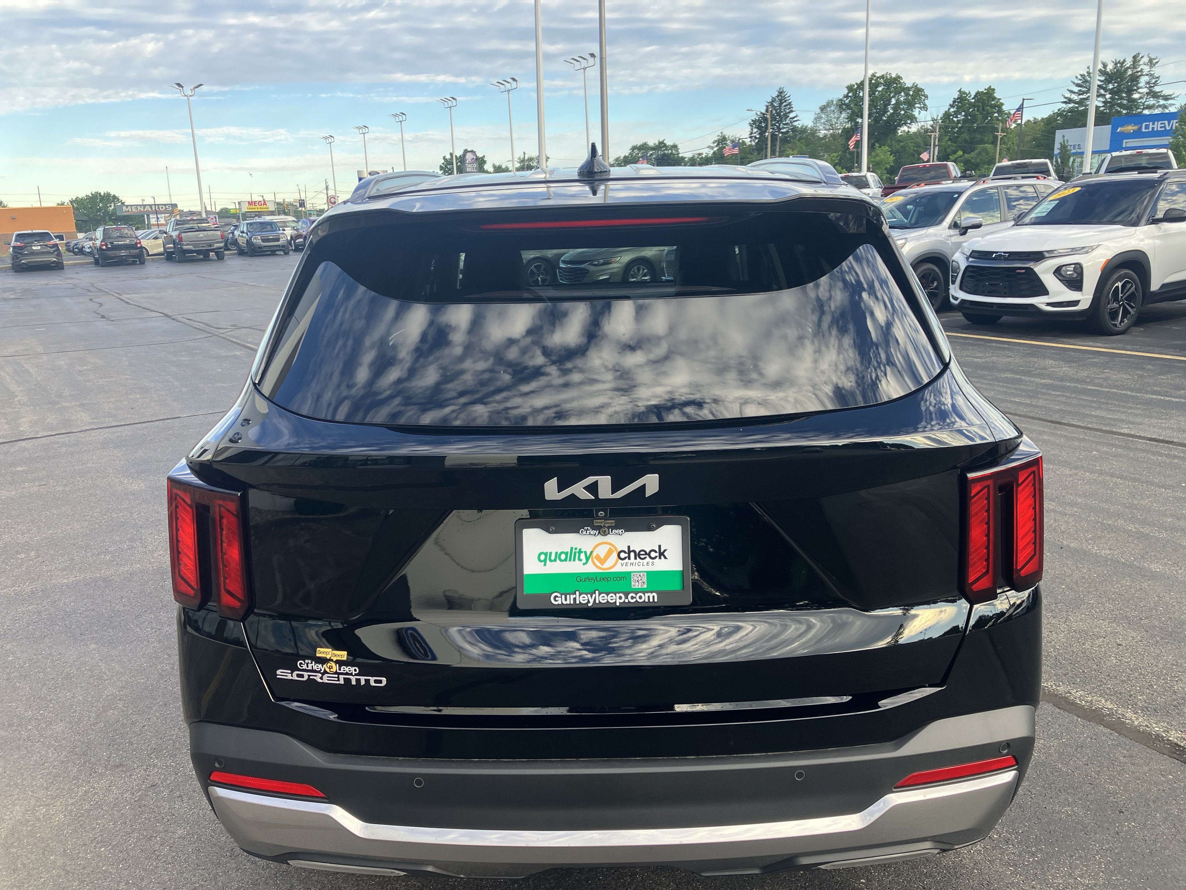 Used 2025 Kia Sorento EX FWD image 6