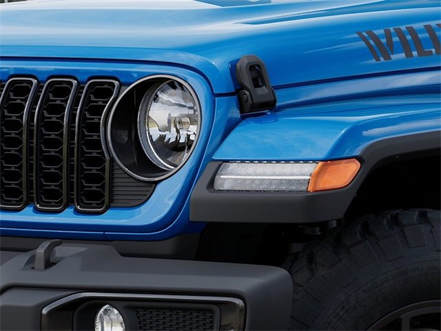 New 2025 Jeep Gladiator Willys image 10
