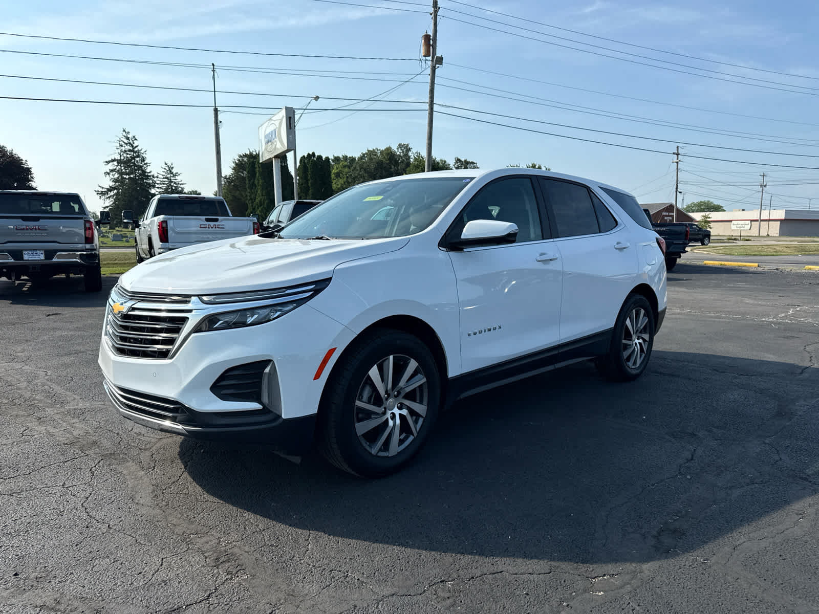 Certified 2024 Chevrolet Equinox LT FWD image 1