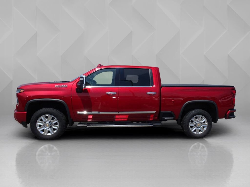 Used 2024 Chevrolet Silverado 2500 High Country w/ Technology Package AWD/4WD image 2
