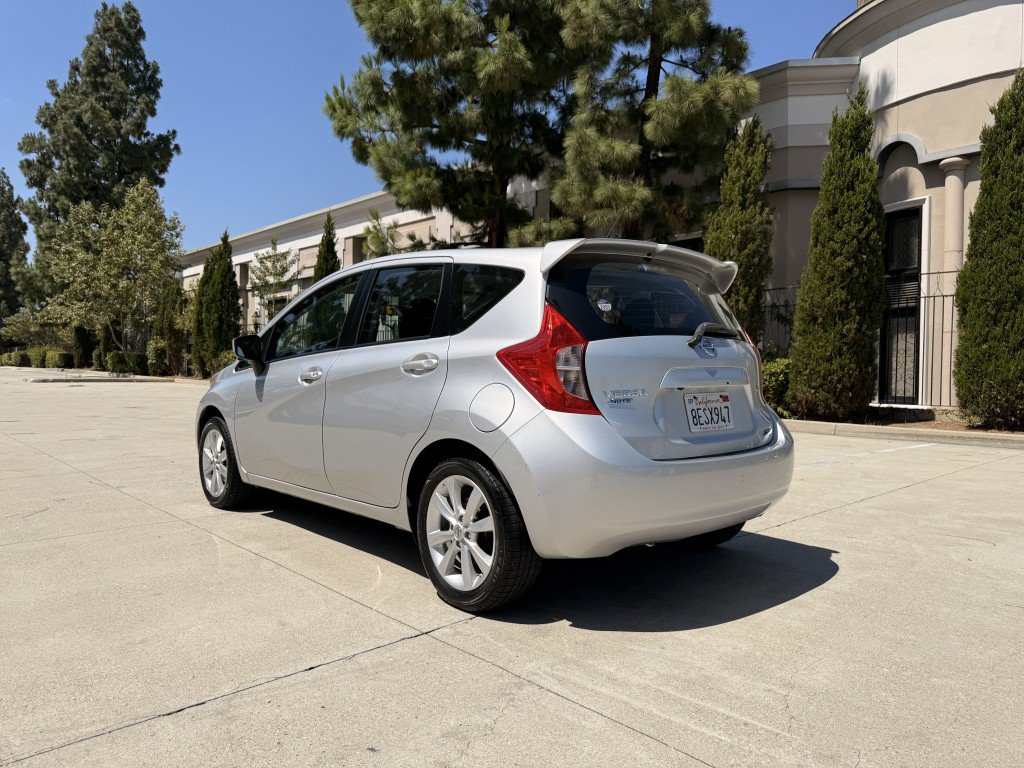 Used 2015 Nissan Versa Note FWD image 7