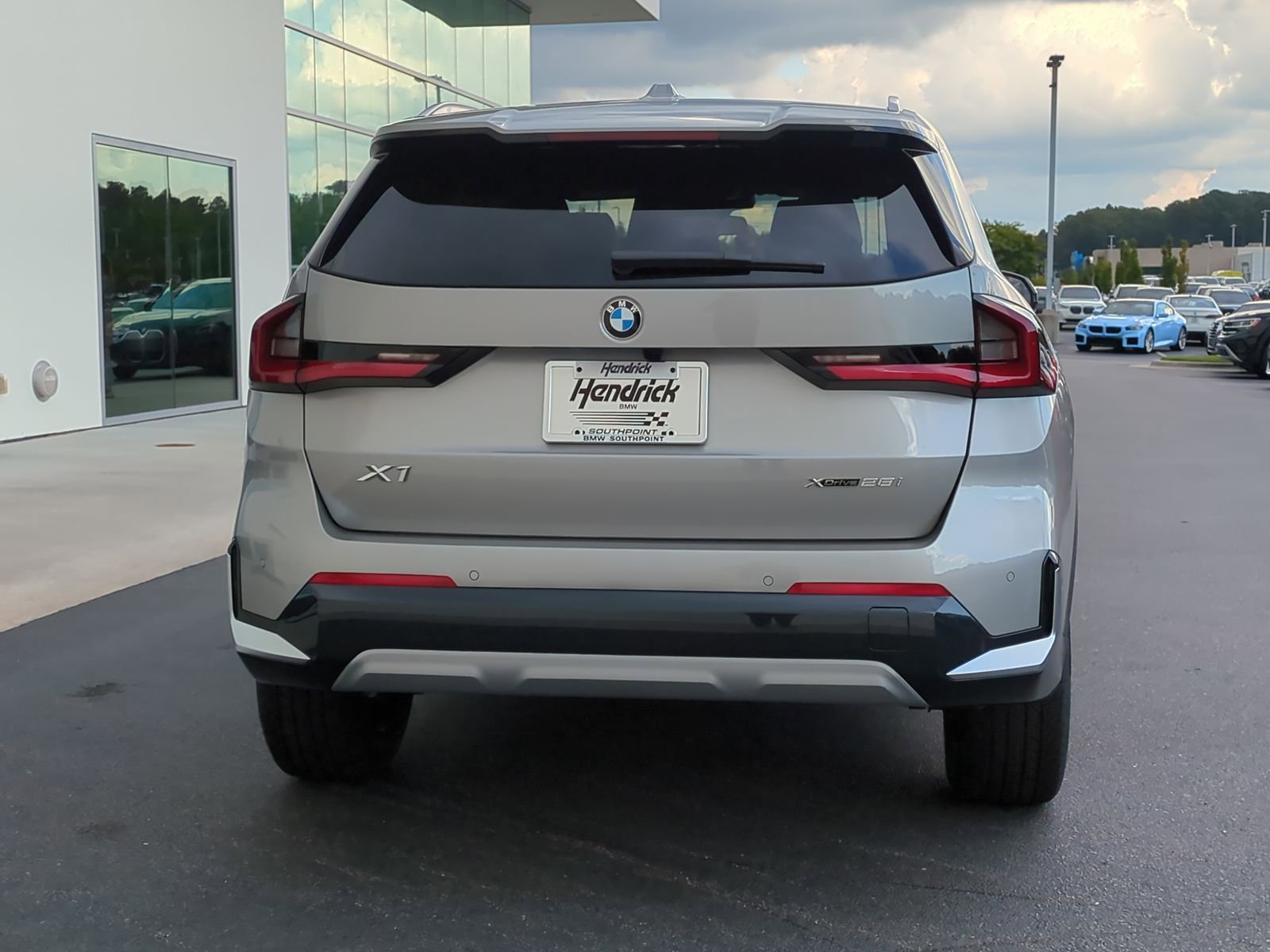 Certified 2025 BMW X1 xDrive28i w/ Technology Package image 9