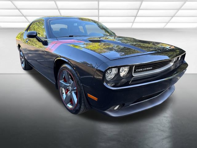 Used 2014 Dodge Challenger R/T Plus RWD image 8