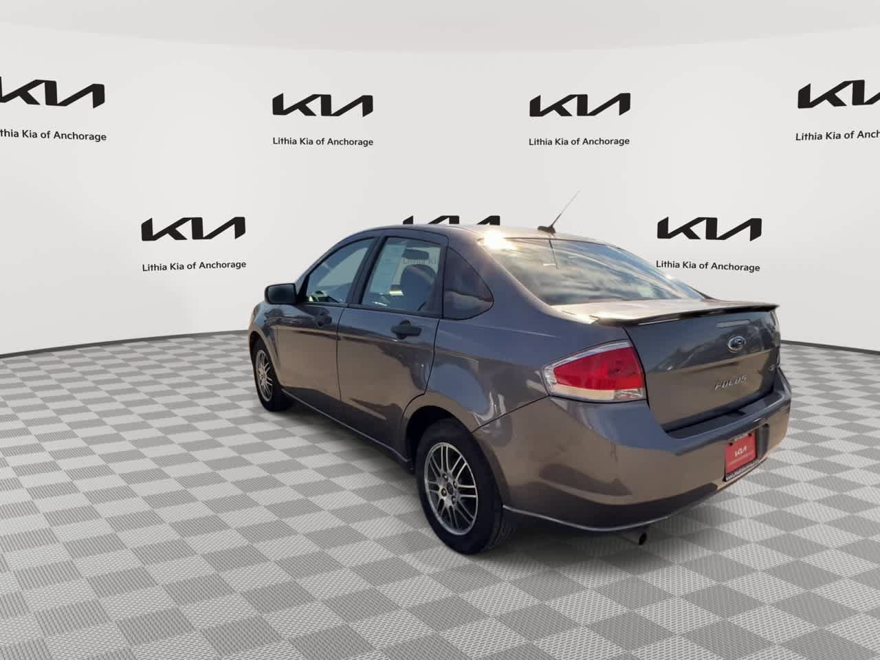 Used 2011 Ford Focus SE w/ 201A Rapid Spec Order Code FWD image 6