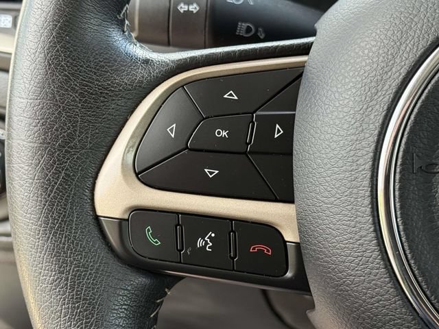Used 2015 Jeep Renegade Limited FWD image 22