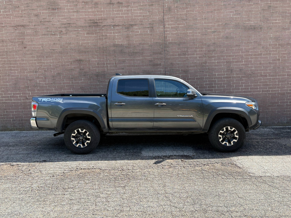 Used 2023 Toyota Tacoma TRD Off-Road AWD/4WD image 6
