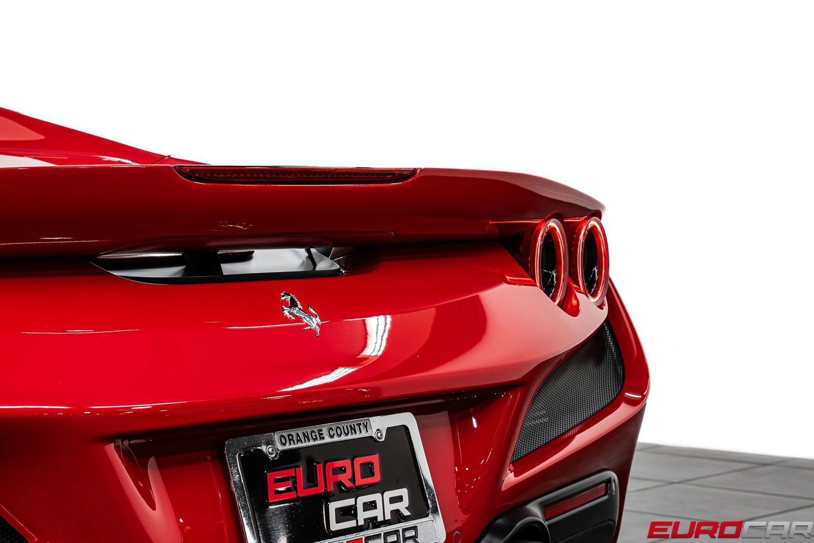 Used 2022 Ferrari F8 Tributo image 22