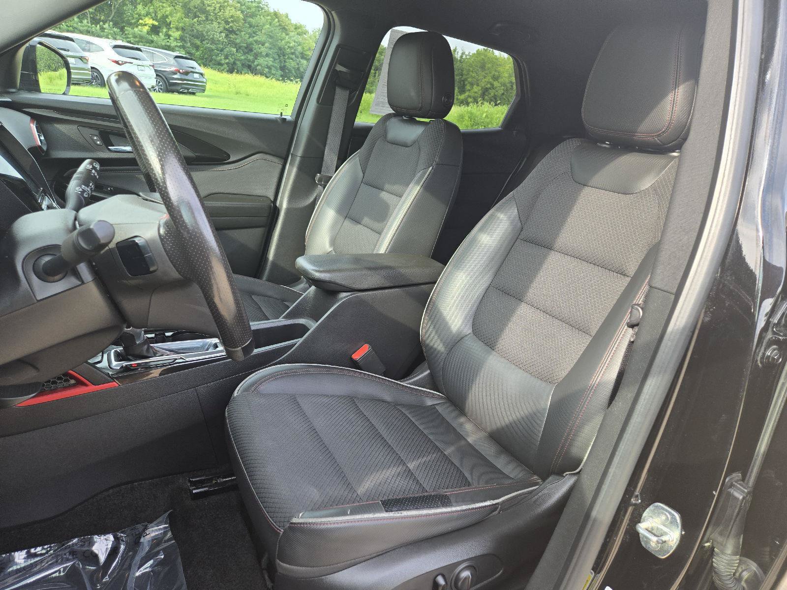 Used 2021 Chevrolet TrailBlazer RS w/ Convenience Package FWD image 12