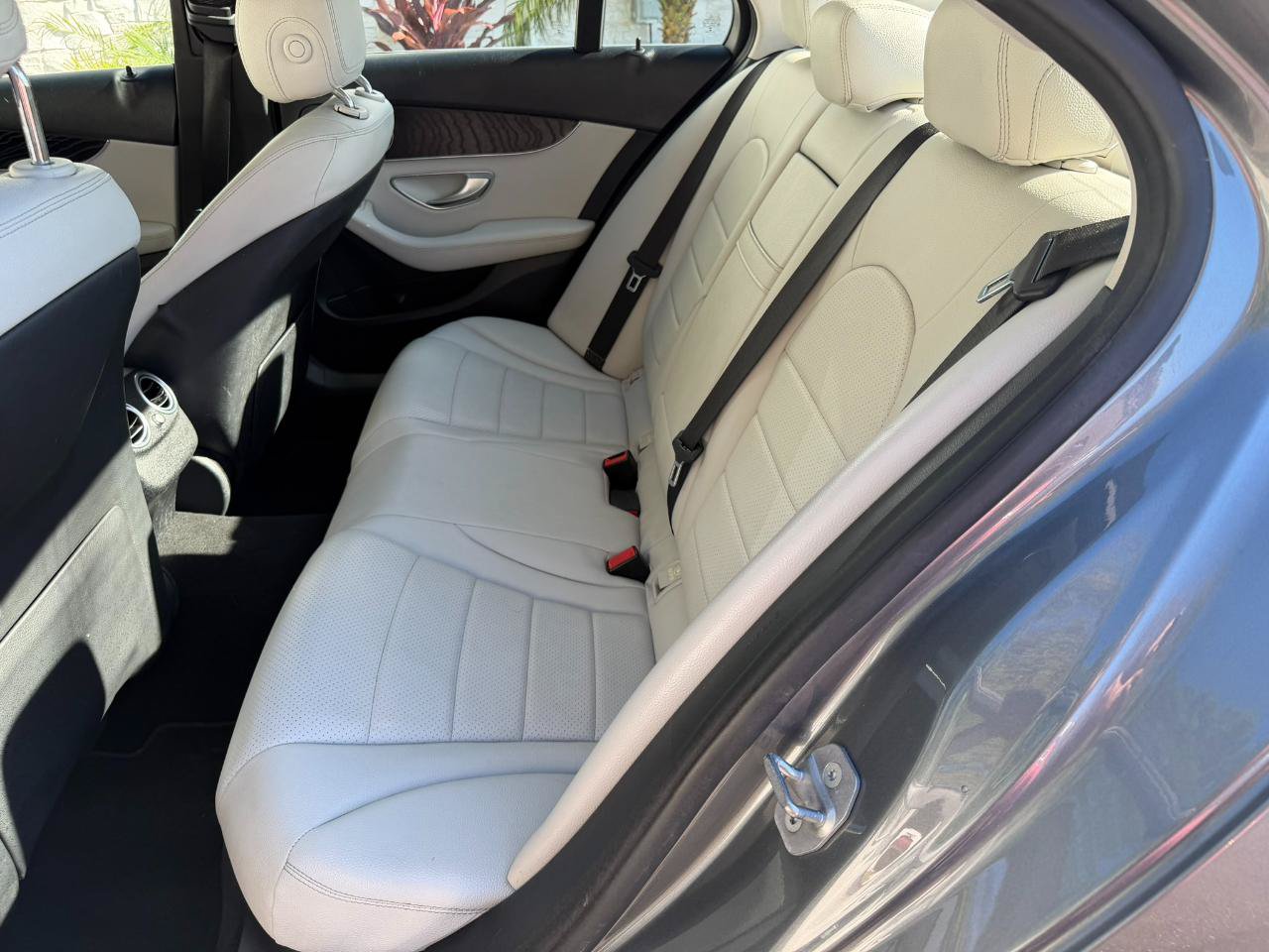 Used 2017 Mercedes-Benz C 300 Sedan image 32