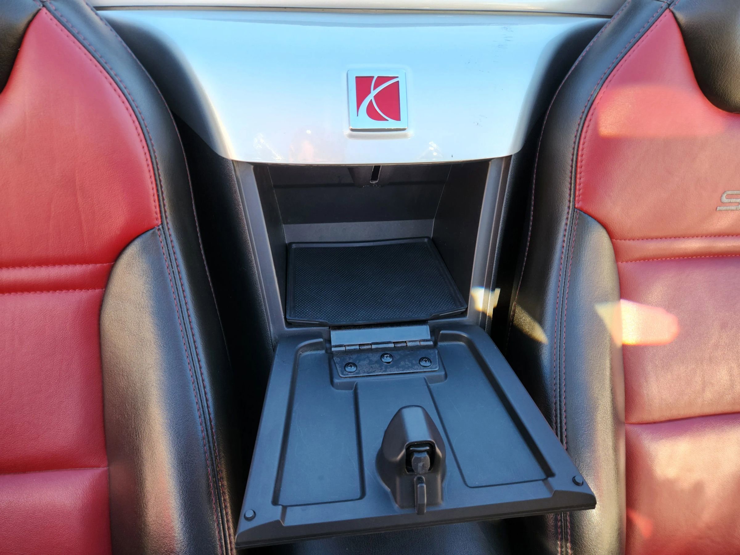 Used 2008 Saturn Sky Red Line image 28